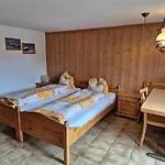 Casa de hóspedes Berggasthaus Gemsli